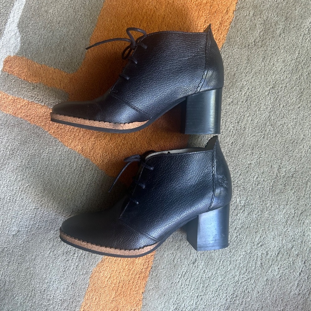 FlY London Lace Up Ankle Boots